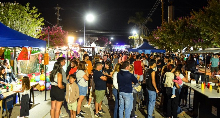 Exitosa primera noche de peatonal y música de la temporada