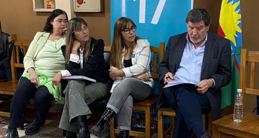 El Ministro de Educacion Alberto Sileone visitó Lezama