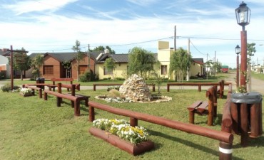 La cooperativa inauguró la Plazoleta Su Santidad Francisco