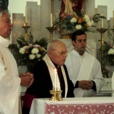 Se homenajeó al padre Ángel D’Auro en la Festividad de Cristo Rey