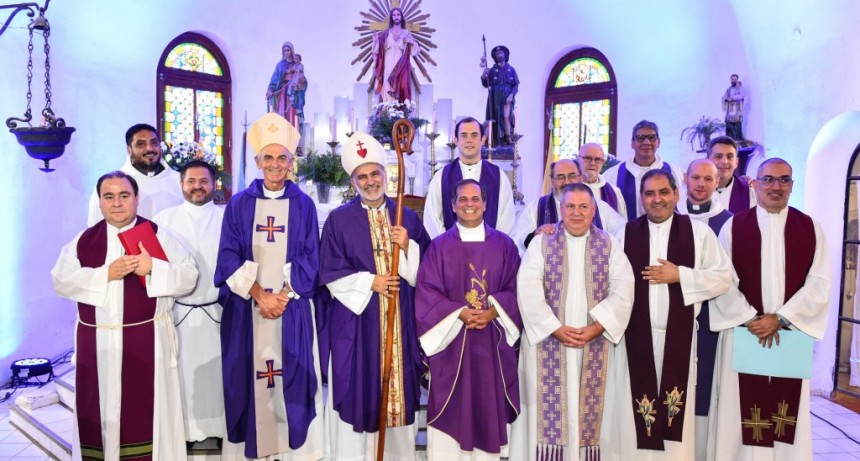 Gran bienvenida en Lezama al Padre Juan Cruz Llosa