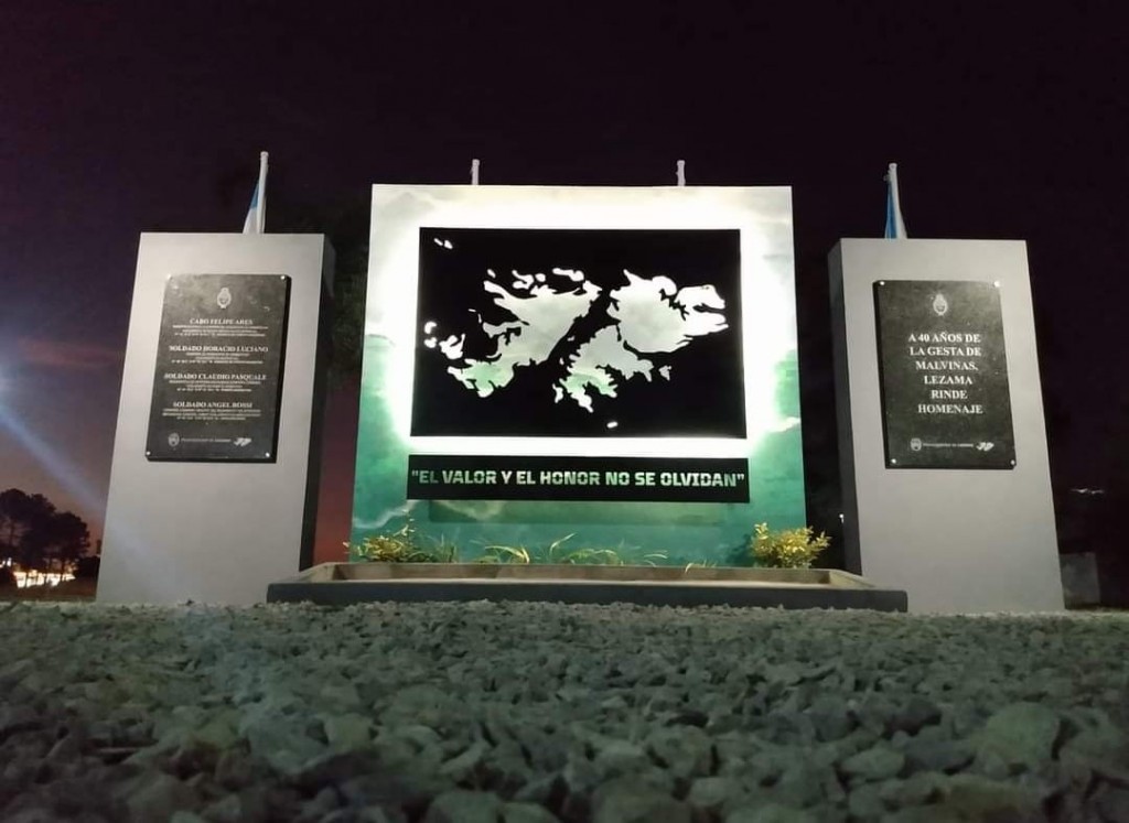 La nueva plaza Héroes de Malvinas: Recreación y Memoria