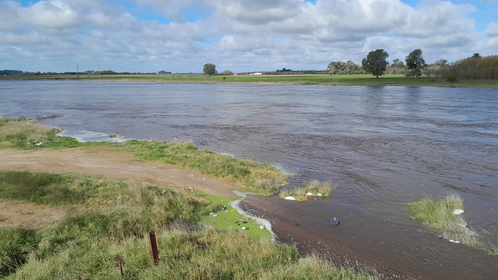 Vuelve el agua a las lagunas de Lezama