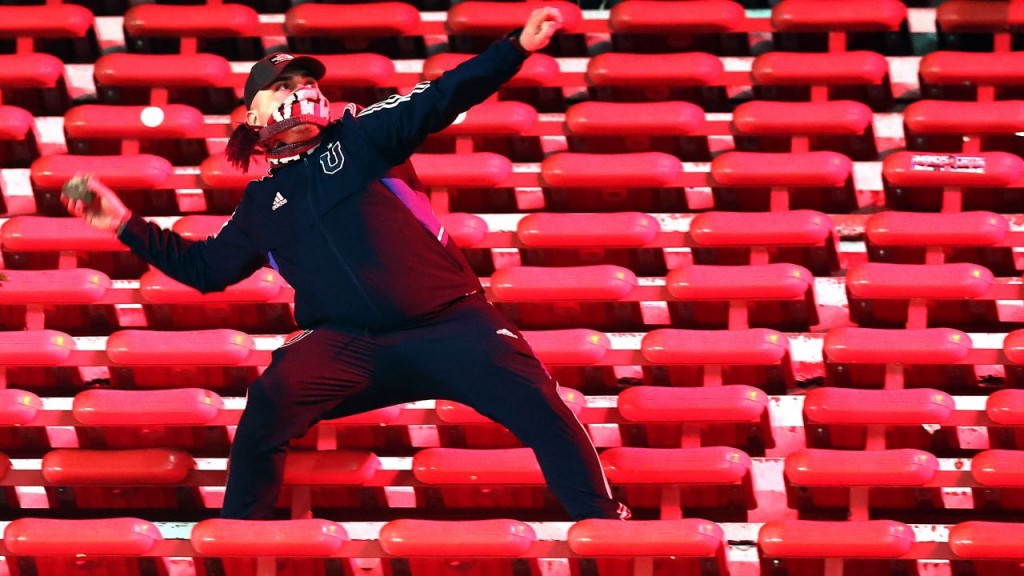 Incidentes en la cancha de Independiente