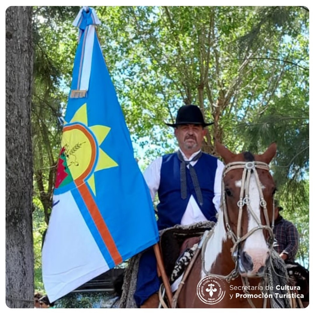 Lezama presente en el desfile criollo de Chascomús