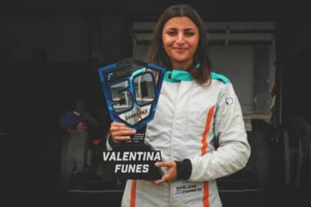 Reconocen a Valentina Funes