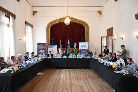 Reclamo conjunto de intendentes de la región para reactivar obras en la Cuenca del Salado