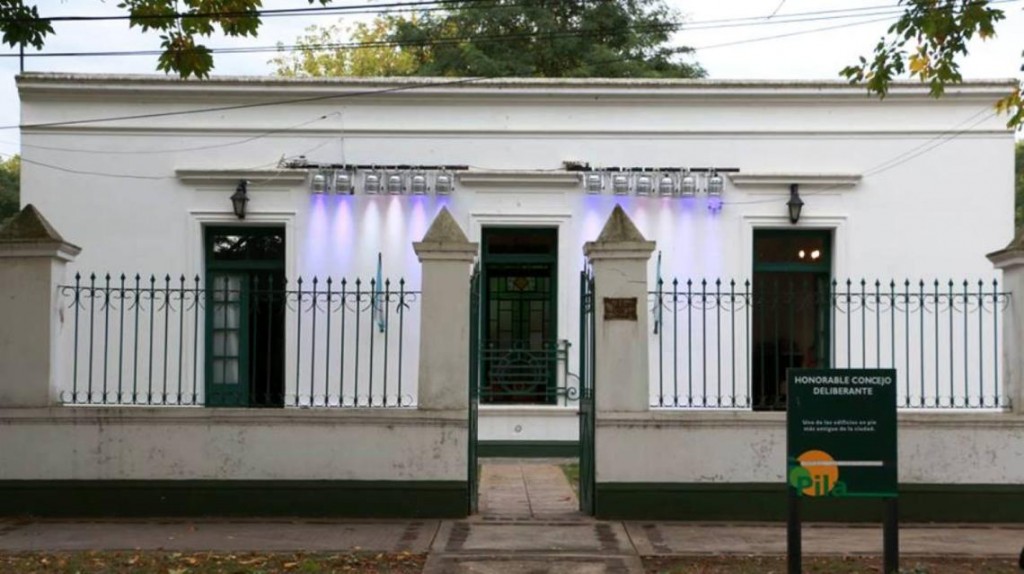 Desde hoy todos los concejales de pila son del mismo color político